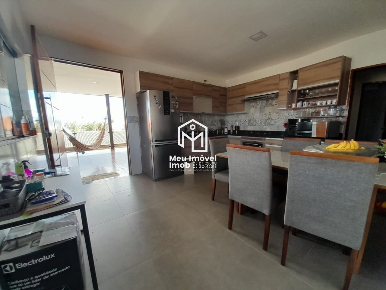 Casa, 5 quartos, 210 m² - Foto 1