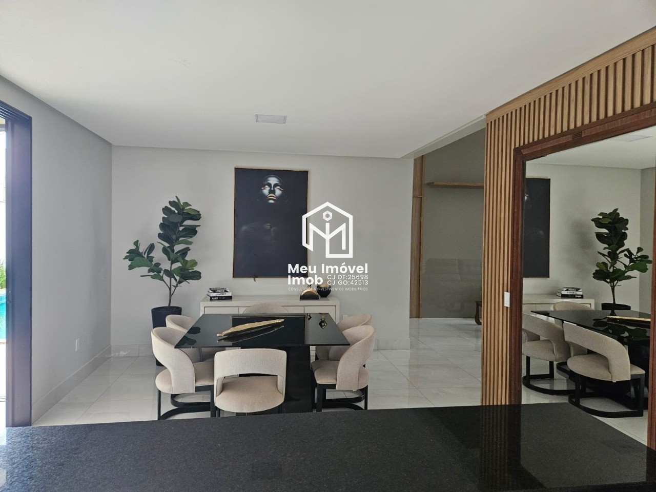 Casa, 3 quartos, 244 m² - Foto 2