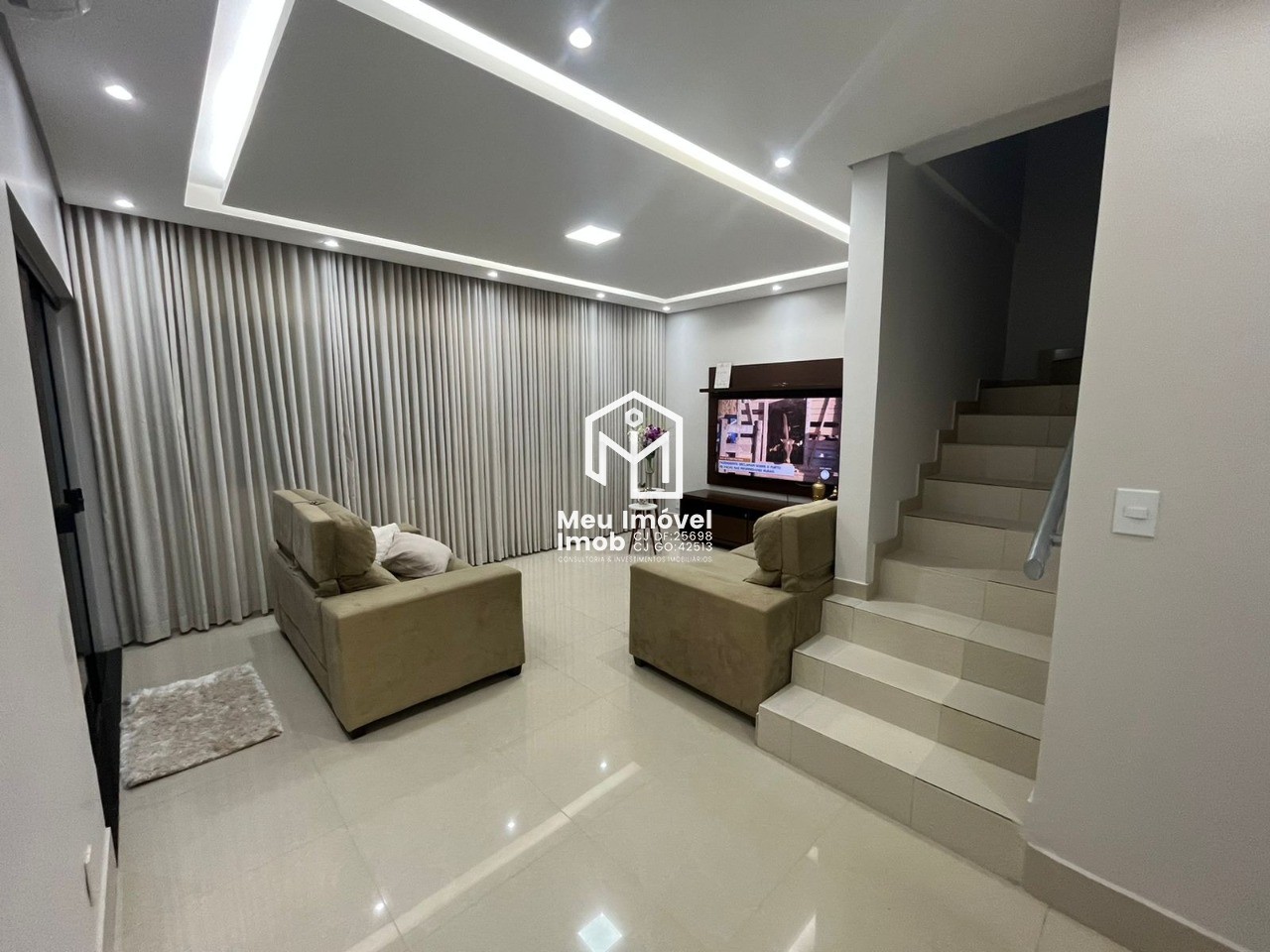 Casa, 3 quartos, 260 m² - Foto 1