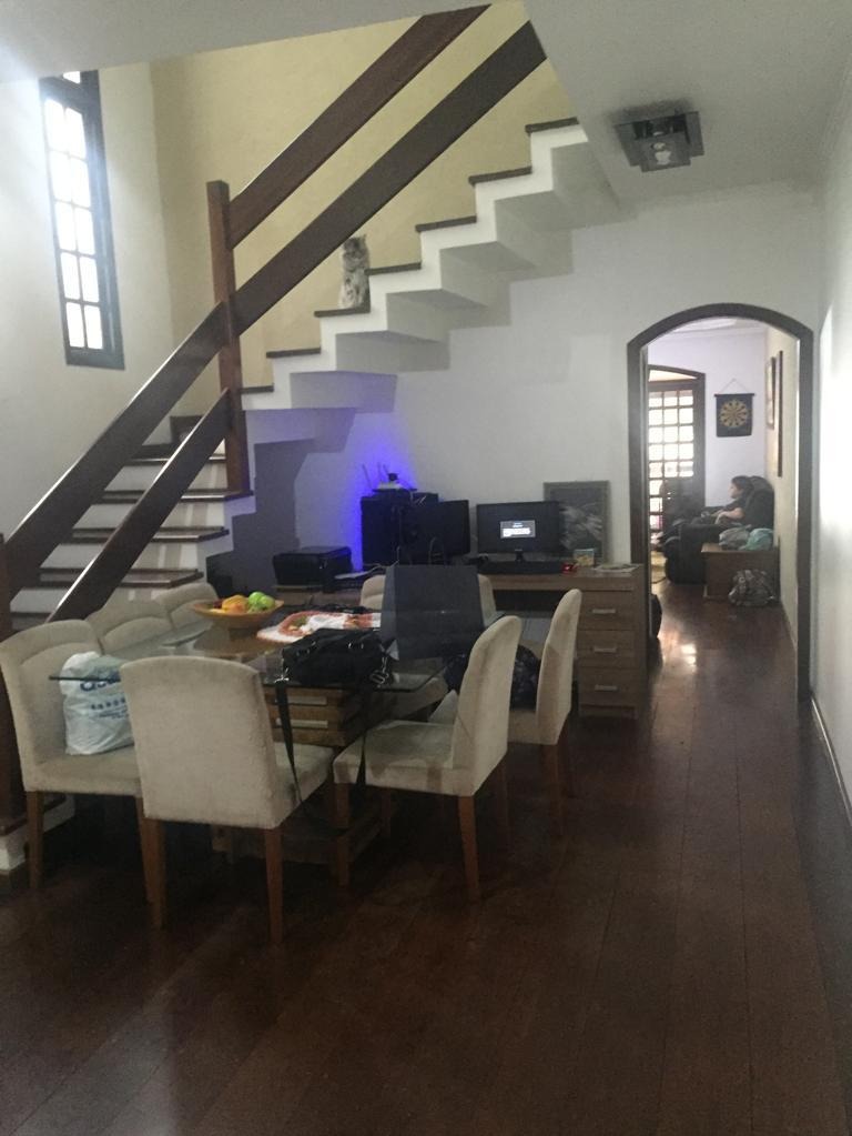 Sobrado à venda com 3 quartos, 239m² - Foto 8