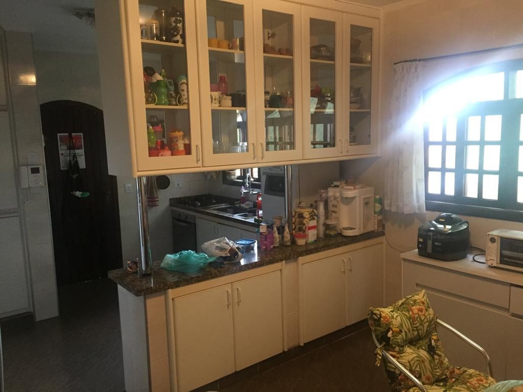 Sobrado à venda com 3 quartos, 239m² - Foto 9