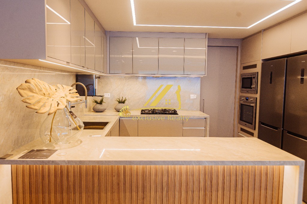 CEDRO HORTO - Apartamento 4 suítes , 154,50m2. Total infraestrutura de lazer! Pronto para morar. Visite decorado! 3 vagas