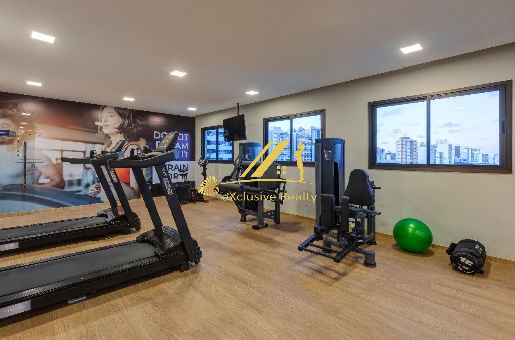 Apartamento quarto e sala com varanda, 31m2, finamente decorado e mobiliado. House Pituba. Nascente, andar baixo, rooftop com vista mar! Vaga rotativa