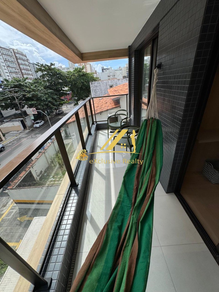Apartamento quarto e sala com varanda, 31m2, finamente decorado e mobiliado. House Pituba. Nascente, andar baixo, rooftop com vista mar! Vaga rotativa