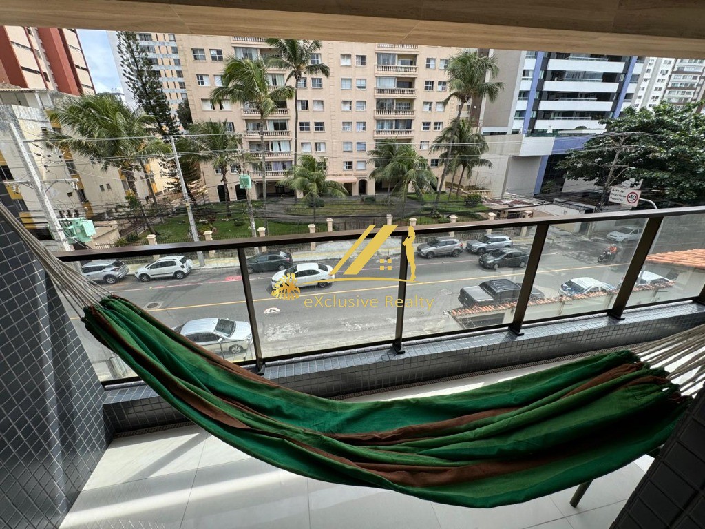 Apartamento quarto e sala com varanda, 31m2, finamente decorado e mobiliado. House Pituba. Nascente, andar baixo, rooftop com vista mar! Vaga rotativa