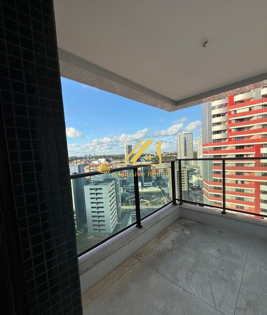 OPORTUNIDADE Mansão Unique, 4 suítes, 212 m2, no Caminho das Árvores! Andar alto com vista incrível para o mar, 3 vagas de garagem. 1 por andar