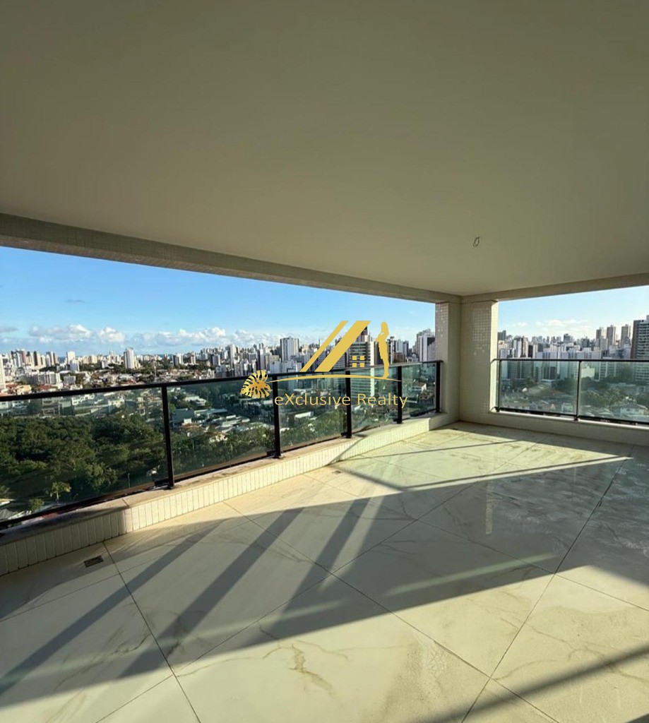 OPORTUNIDADE Mansão Unique, 4 suítes, 212 m2, no Caminho das Árvores! Andar alto com vista incrível para o mar, 3 vagas de garagem. 1 por andar