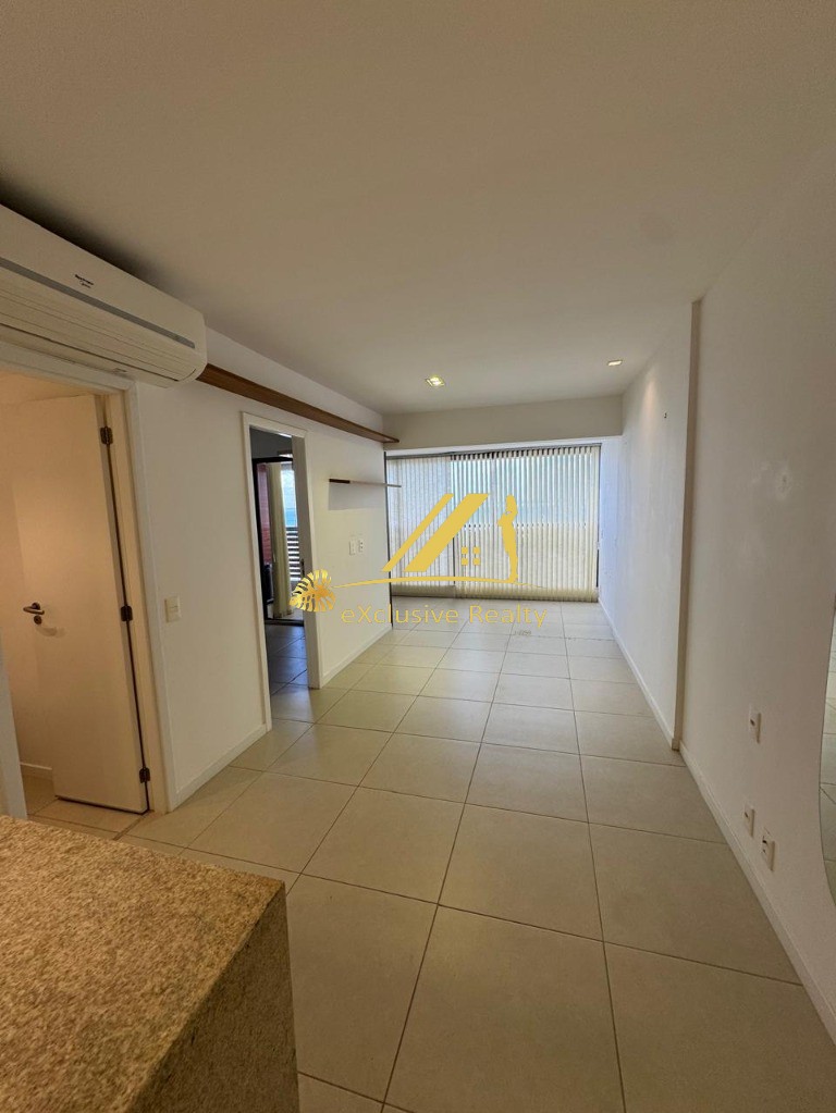 Jazz Residencial Graça. Quarto e sala com lavabo, 50m², ampla varanda com 9,73 m², para aluguel. 1 vaga de garagem. Andar alto com vista mar!