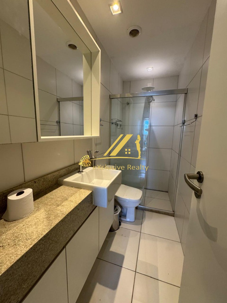 Jazz Residencial Graça. Quarto e sala com lavabo, 50m², ampla varanda com 9,73 m², para aluguel. 1 vaga de garagem. Andar alto com vista mar!