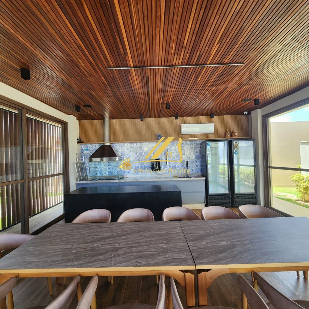 Guarajuba Ville: casa duplex de 4 suítes em Guarajuba! 137m2. Condomínio com toda infraestrutura de lazer. Está pronto para morar.