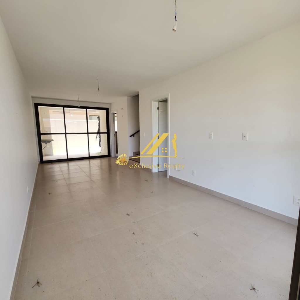 Guarajuba Ville: casa duplex de 4 suítes em Guarajuba! 137m2. Condomínio com toda infraestrutura de lazer. Está pronto para morar.