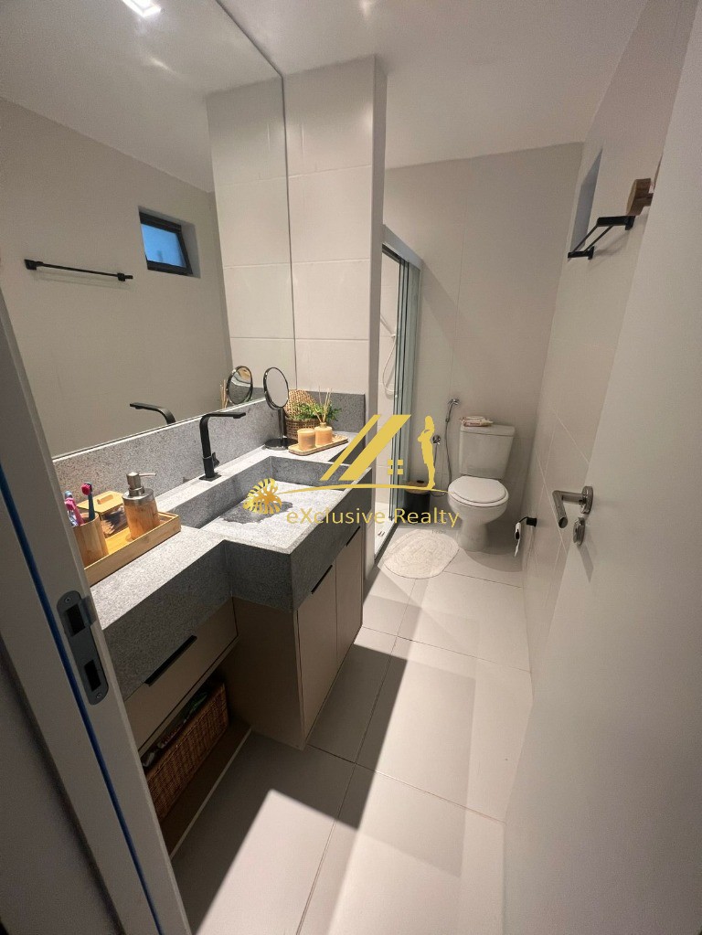 UNIQUE BEACH HOUSE, Apartamento 3 quartos, 1 suíte com varanda, 81m2, literalmente beira mar, em Itacimirim! Lindíssimo! Ótimo para investir ou curtir