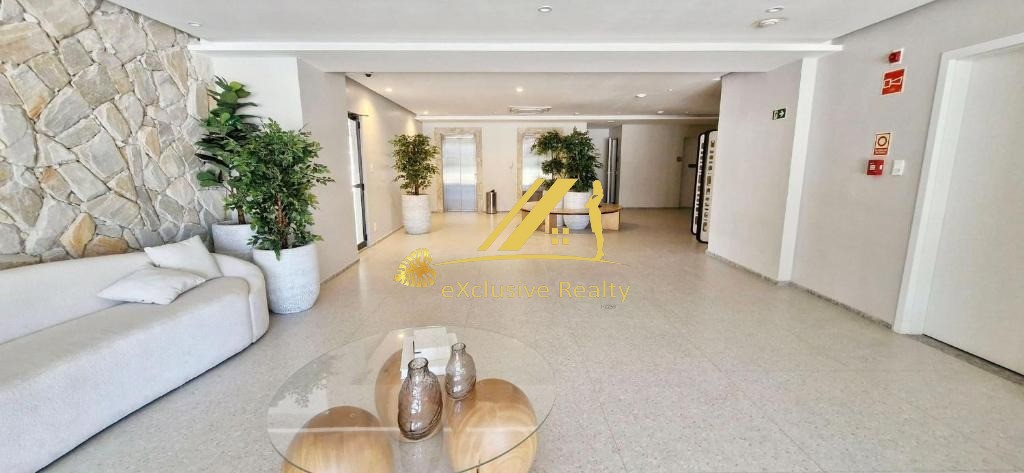 Beach Class Jaguaribe. Apartamento 2 suítes na orla de Jaguaribe, literalmente vista mar! Infraestrutura de lazer sensacional!