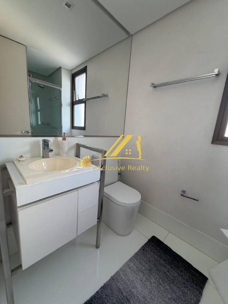 Terrazzo Imperiale Apartamento moderno, finamente decorado e mobiliado, super amplo, 4 suítes (2 com closet) lavabo, despensa, dependência completa. 3