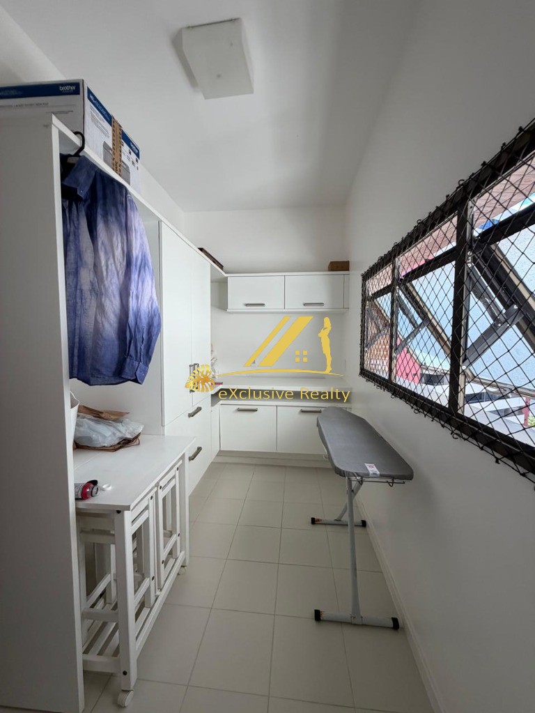 Terrazzo Imperiale Apartamento moderno, finamente decorado e mobiliado, super amplo, 4 suítes (2 com closet) lavabo, despensa, dependência completa. 3