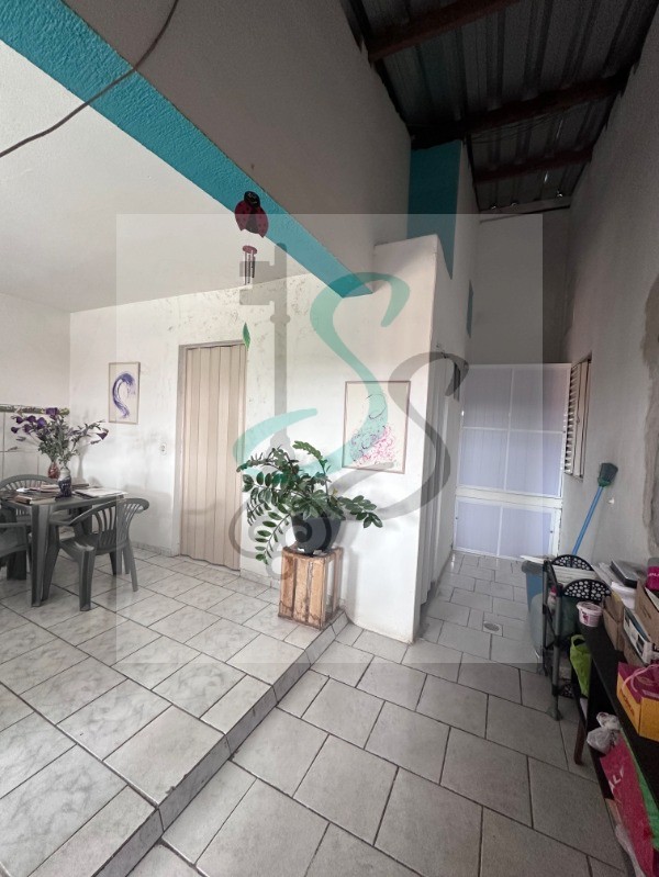 Casa, 2 quartos, 180 m² - Foto 11
