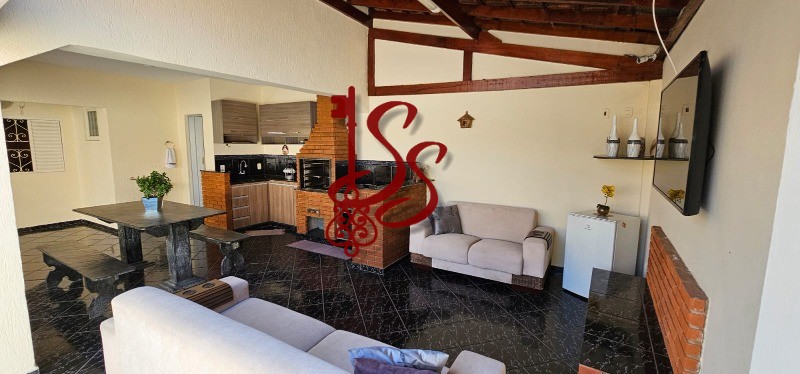 Casa, 2 quartos, 160 m² - Foto 1