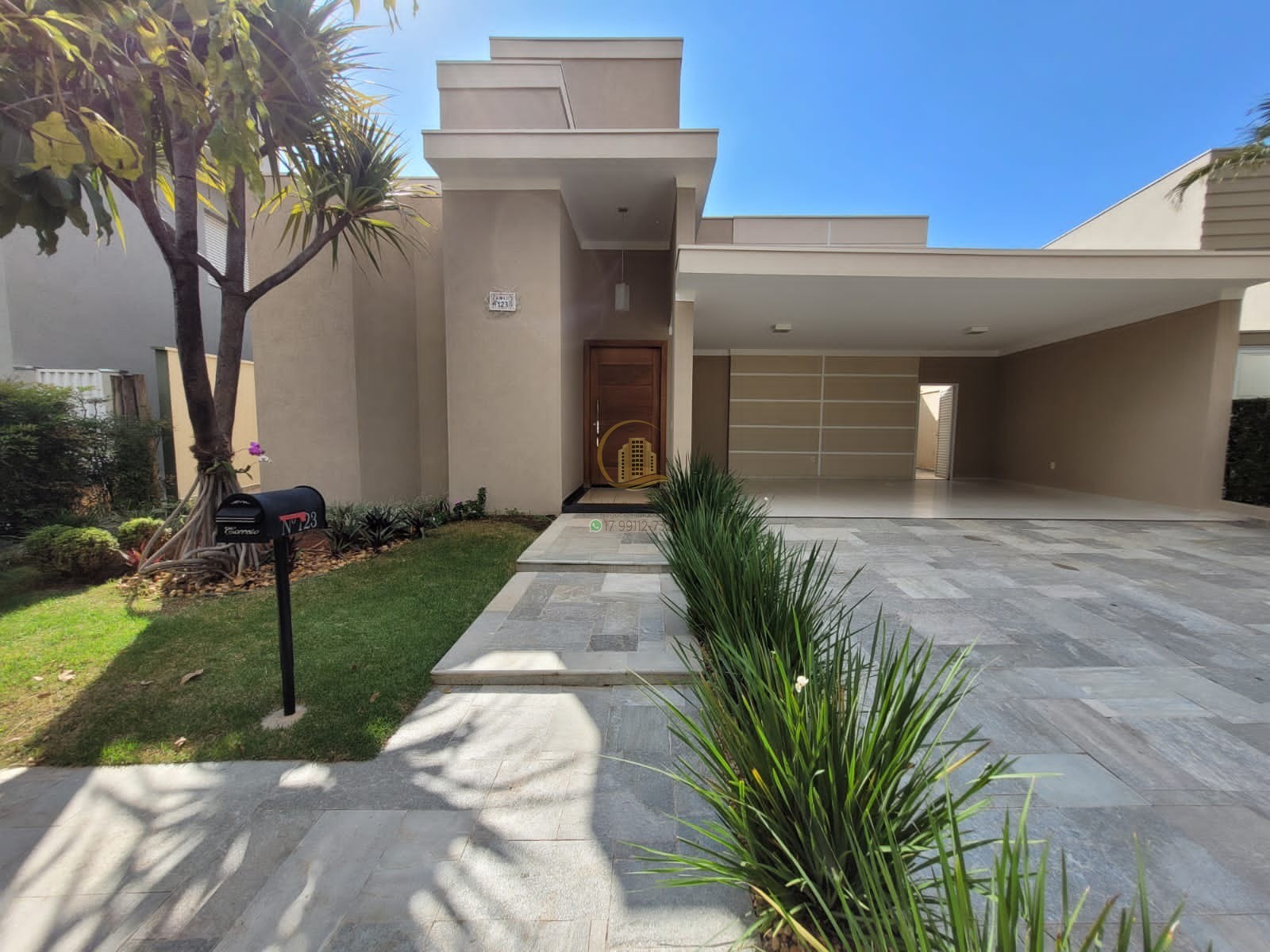 CASA RESIDENCIAL em SÃO JOSÉ DO RIO PRETO - SP, PARQUE RESIDENCIAL DAMHA III