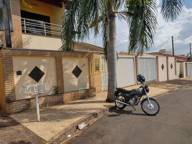 CASA RESIDENCIAL em MIRASSOL - SP, JARDIM LAGUNA