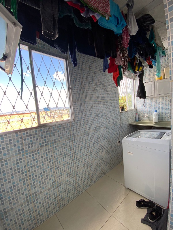 Excelente casa em contagem
