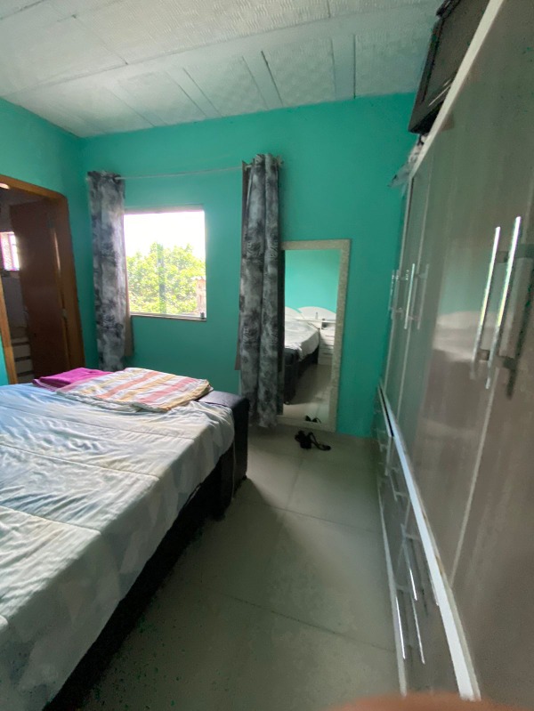 Excelente casa em contagem