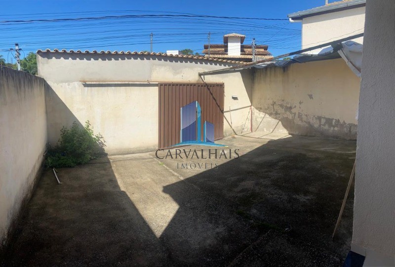 Imperdível! Casa à venda em Esmeraldas-MG, bairro Floresta Encantada, 3 quartos, 1 suíte, 1 sala, 2 banheiros, 3 vagas de garagem, 200m². Confira!