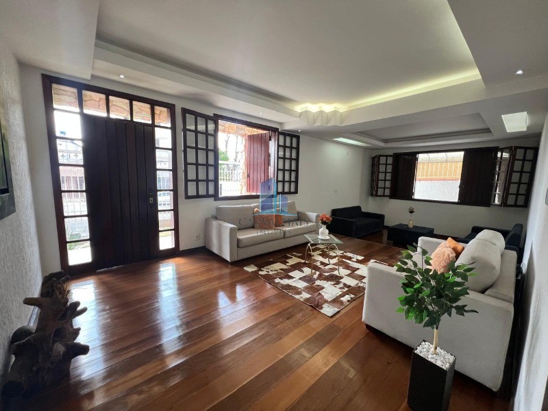 Espetacular casa à venda em contagem-mg, novo eldorado: 4 qu