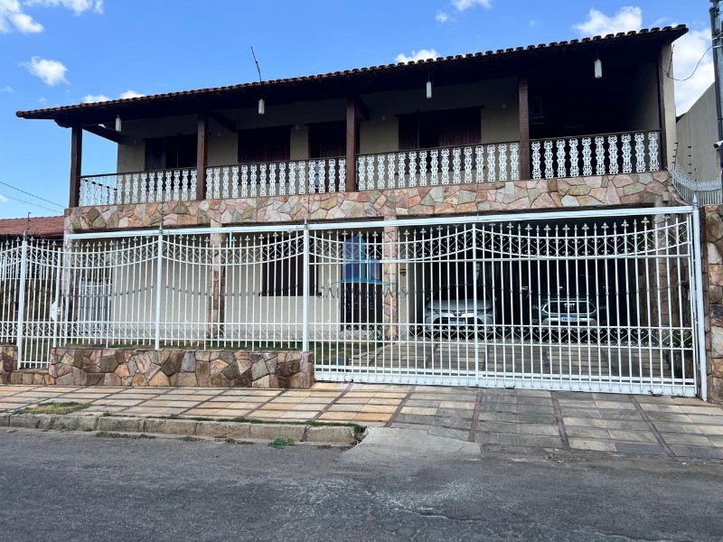 Espetacular casa à venda em contagem-mg, novo eldorado: 4 qu