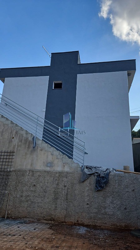 Casa, 2 quartos, 62 m² - Foto 1
