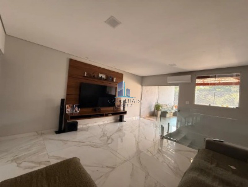 Casa, 3 quartos, 200 m² - Foto 1