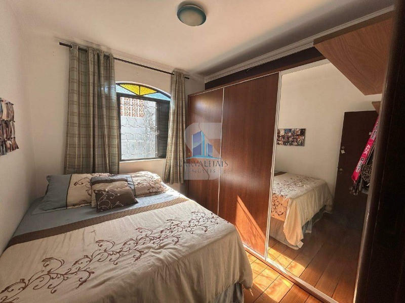 Casa, 4 quartos, 238 m² - Foto 8