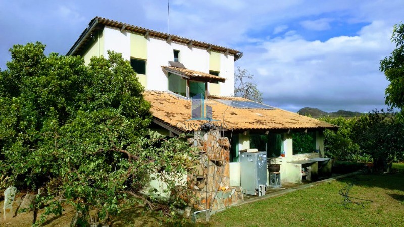 Sitio de luxo em santana do riacho-mg: 3 quartos, 3 suítes e
