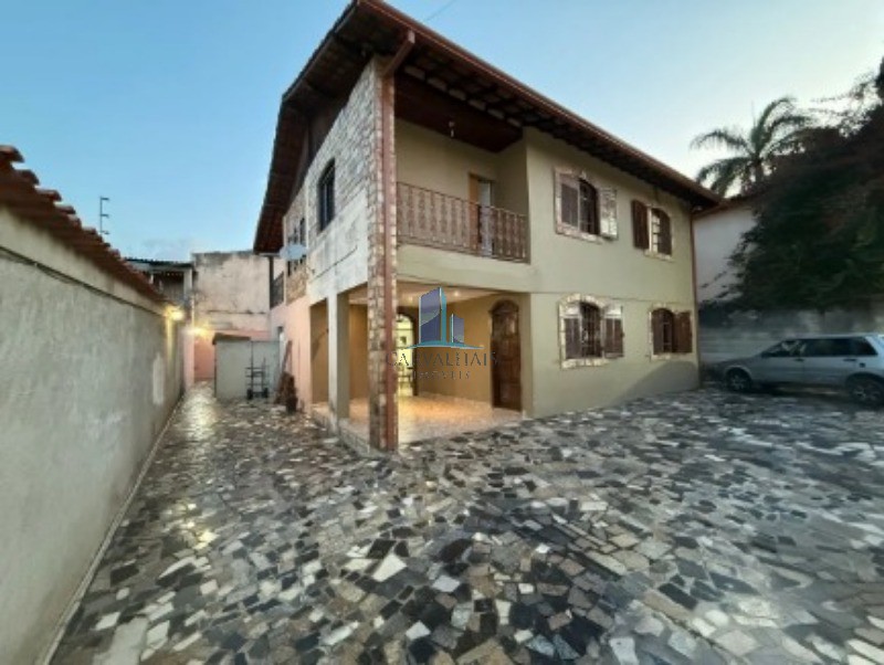 Casa, 4 quartos, 360 m² - Foto 1