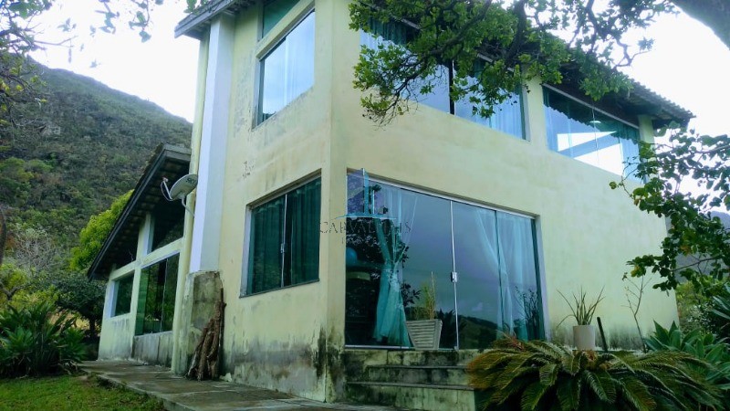 Sitio de luxo em santana do riacho-mg: 3 quartos, 3 suítes e