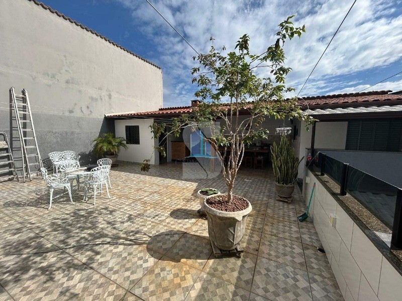 Casa, 4 quartos, 238 m² - Foto 21