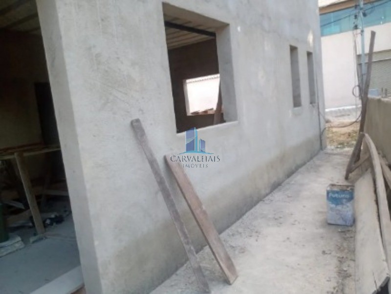 Imperdível casa à venda em Contagem-MG, bairro Colonial - 2 quartos, 1 suíte, 2 banheiros, 3 vagas, 120m²!
