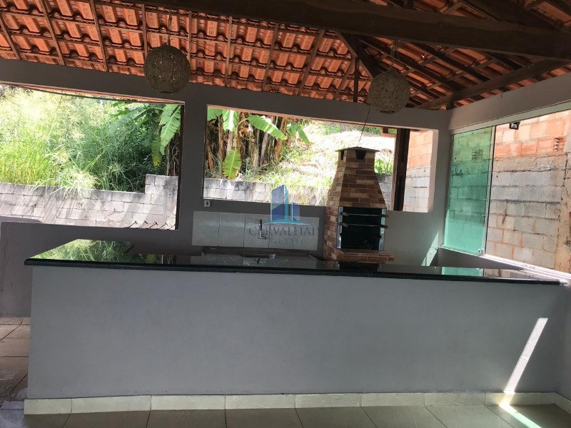 Casa, 3 quartos, 200 m² - Foto 1
