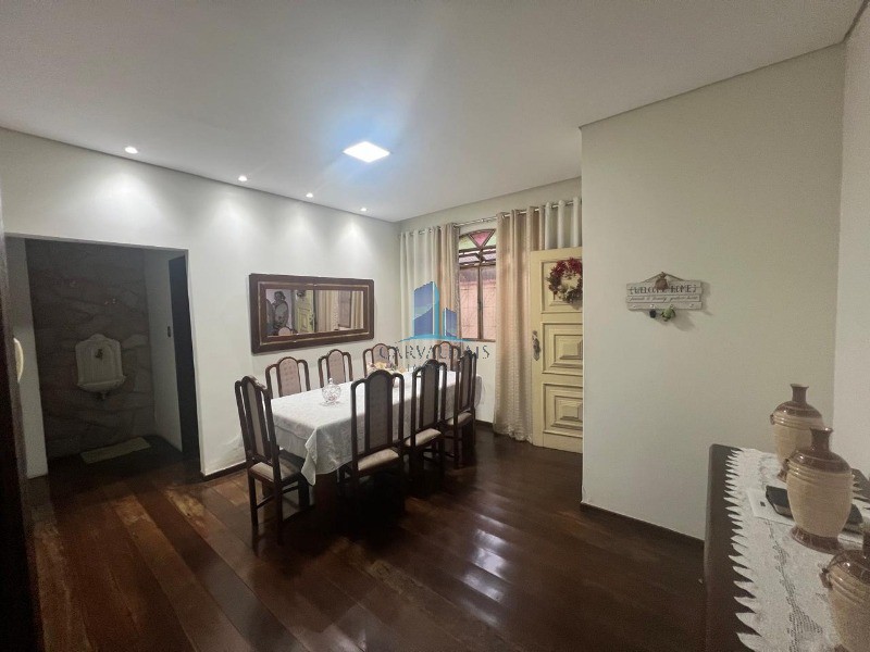 Casa, 4 quartos, 360 m² - Foto 1