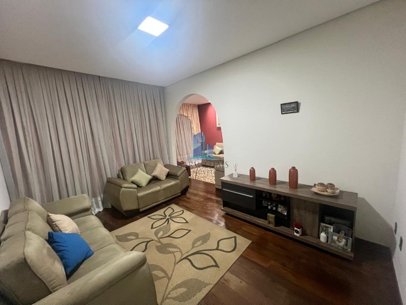 Casa, 4 quartos, 360 m² - Foto 2