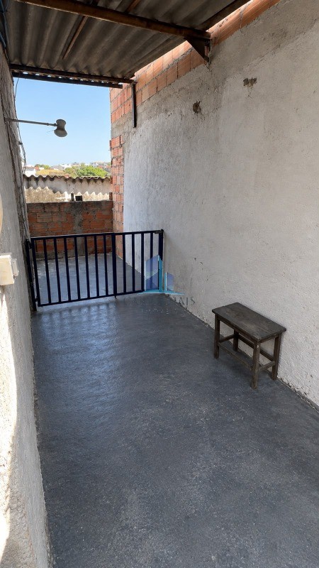 Casa, 1 quarto, 80 m² - Foto 1