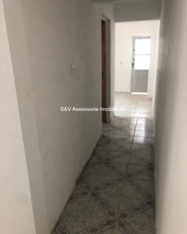Casa à venda com 3 quartos, 140m² - Foto 4