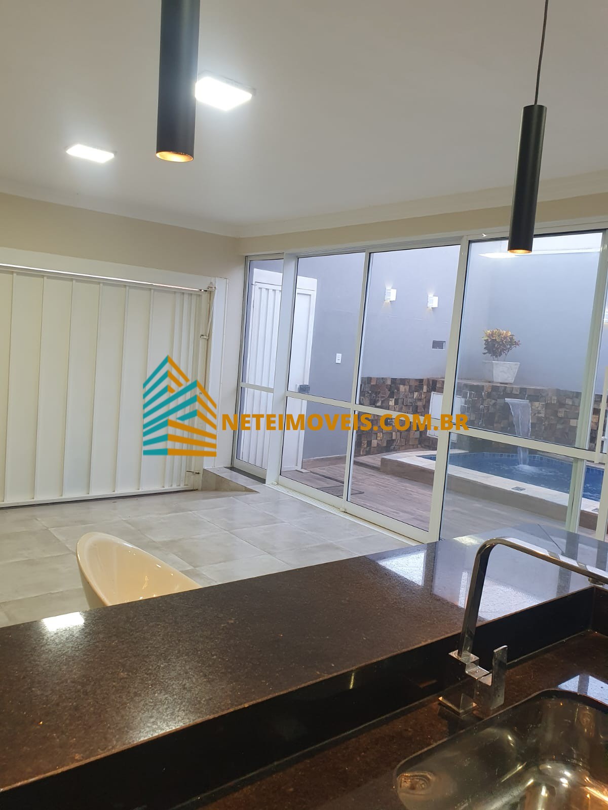 Casa, 3 quartos, 200 m² - Foto 13