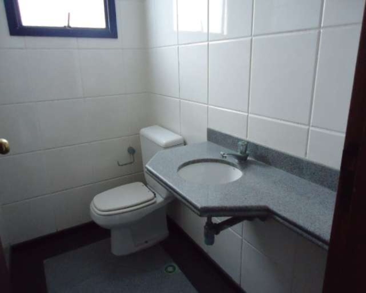 Cobertura duplex a venda no Guarujá Praia de Pitangueiras em Pitangueiras, Guarujá — foto 7