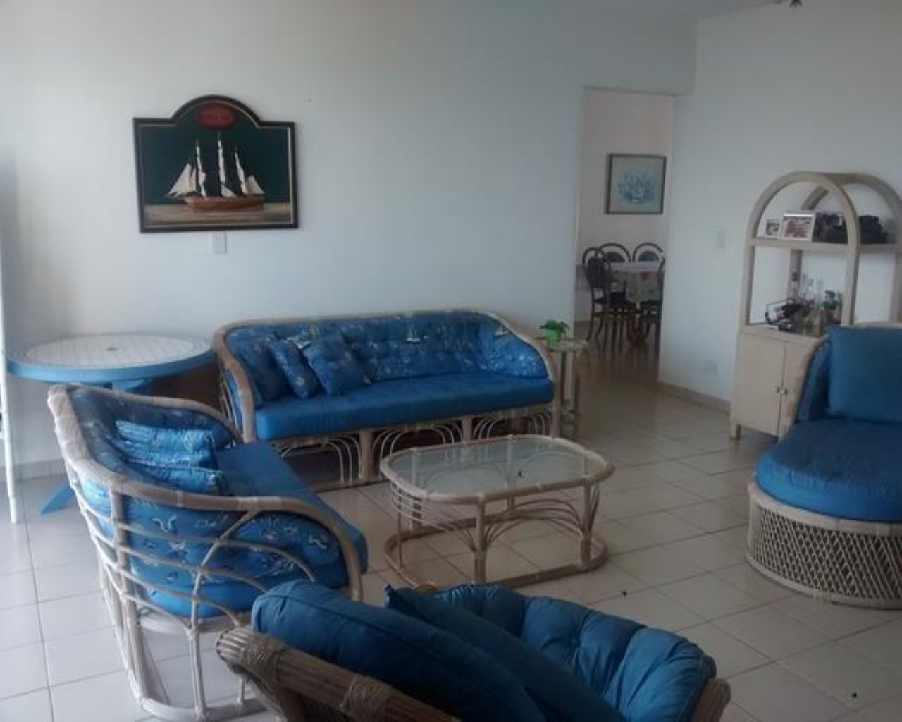 Apartamento à venda no Guarujá na Praia das Astúrias. em Jardim Las Palmas, Guarujá — foto 2