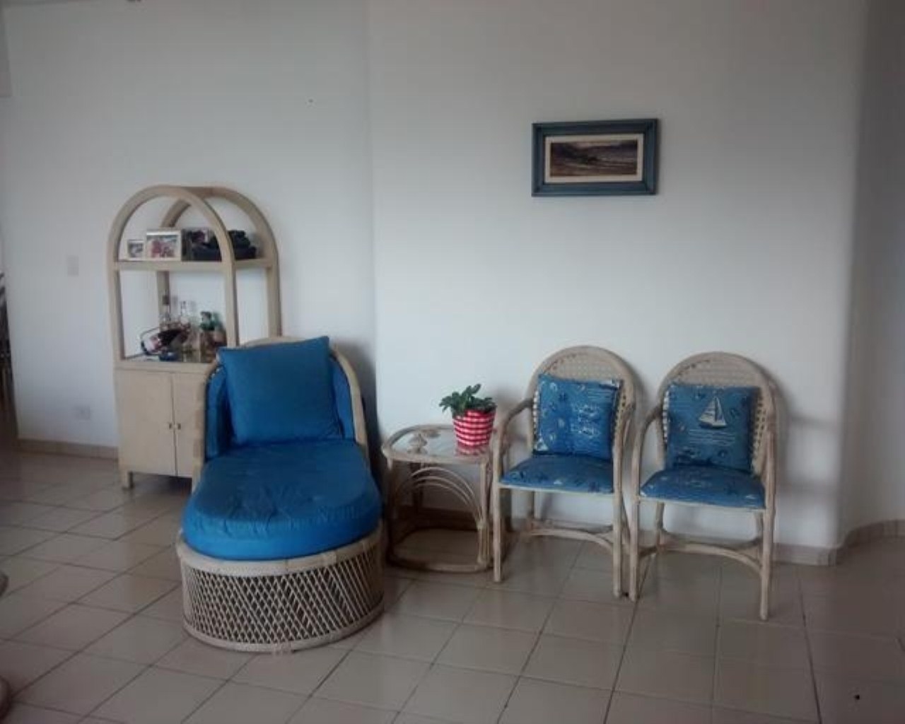 Apartamento à venda no Guarujá na Praia das Astúrias. em Jardim Las Palmas, Guarujá — foto 4