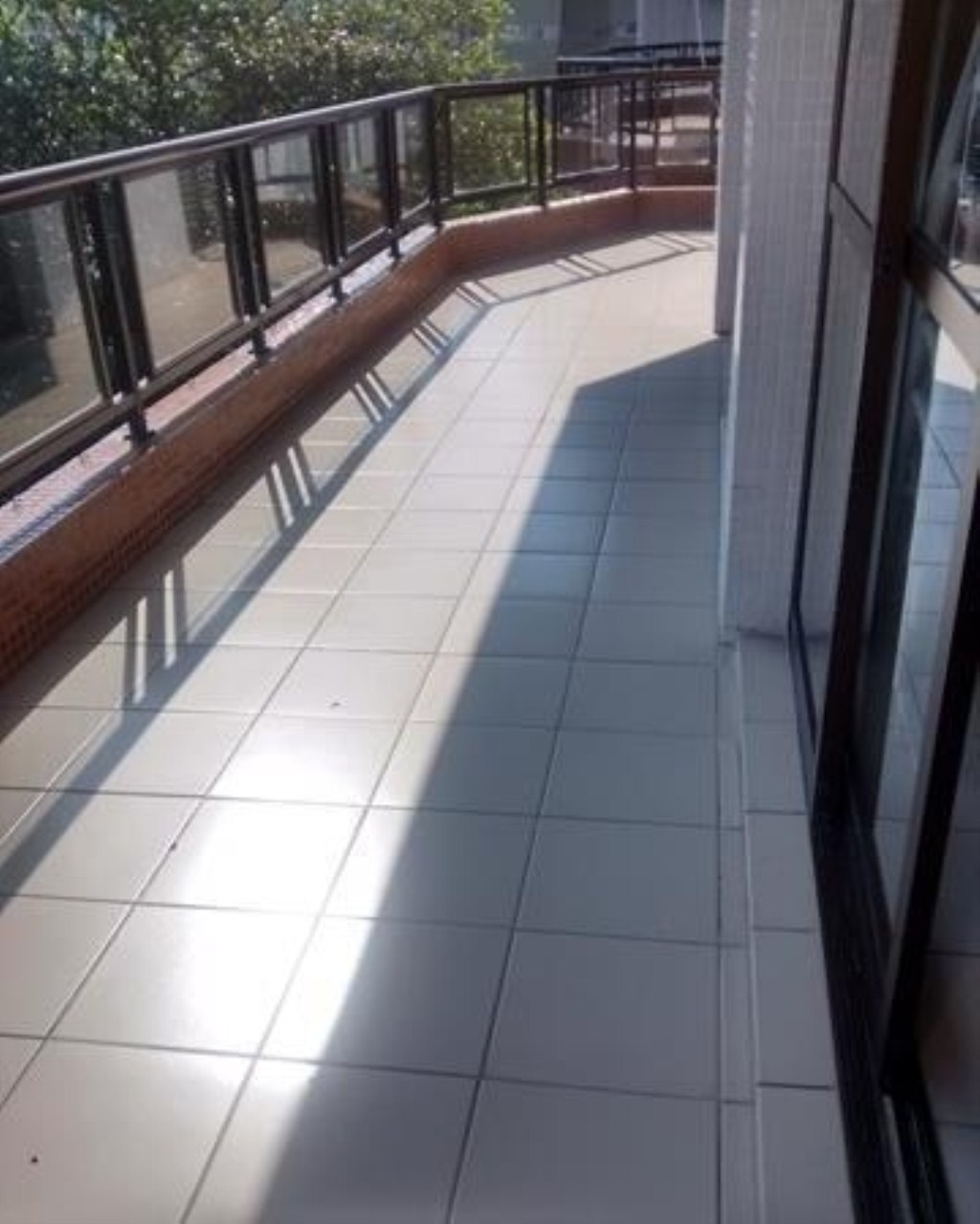 Apartamento à venda no Guarujá na Praia das Astúrias. em Jardim Las Palmas, Guarujá — foto 7