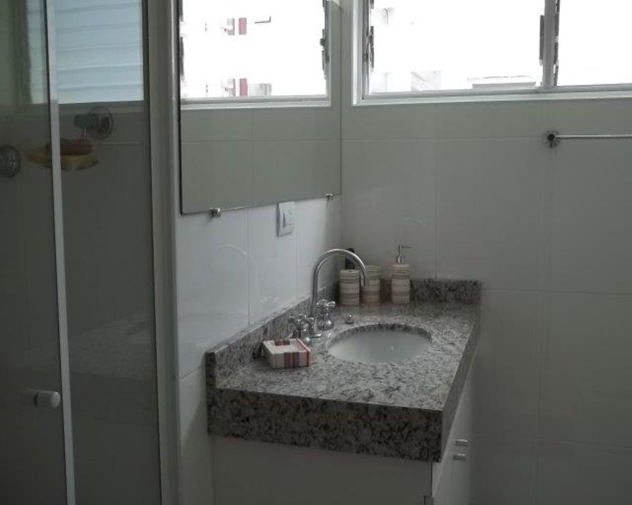 Apartamento à venda no Guarujá na Praia das Pitangueiras. em Pitangueiras, Guarujá — foto 22