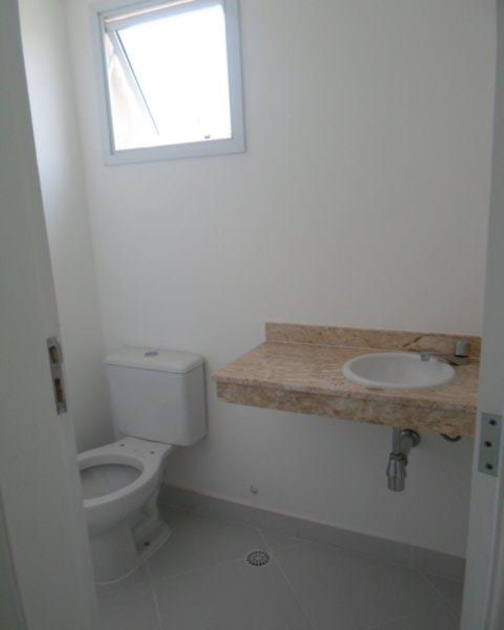 Apartamento  à venda no Guarujá na Praia das Pitangueiras. em Pitangueiras, Guarujá — foto 8