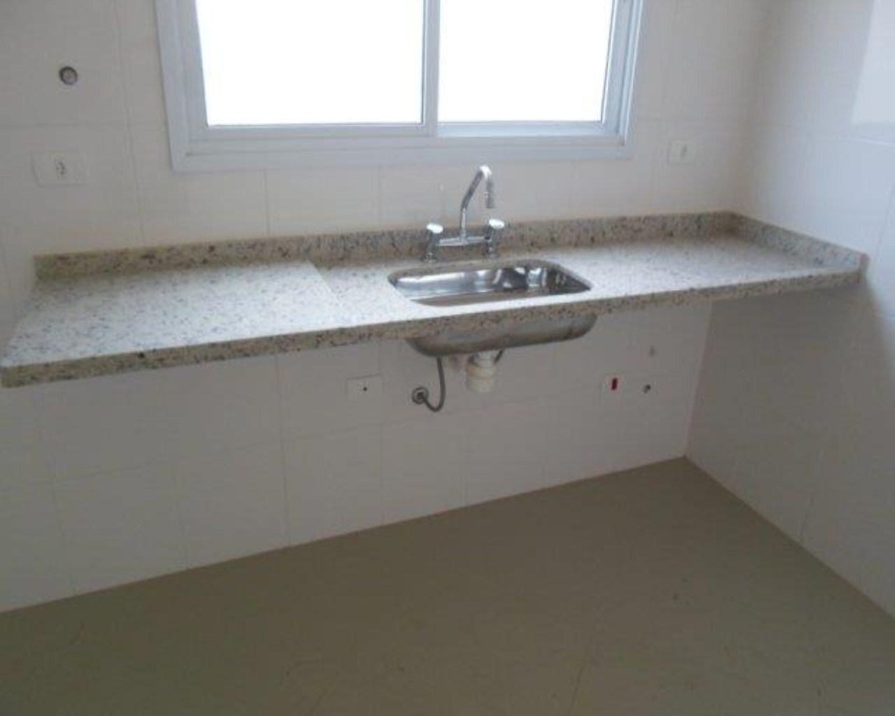 Apartamento  à venda no Guarujá na Praia das Pitangueiras. em Pitangueiras, Guarujá — foto 10