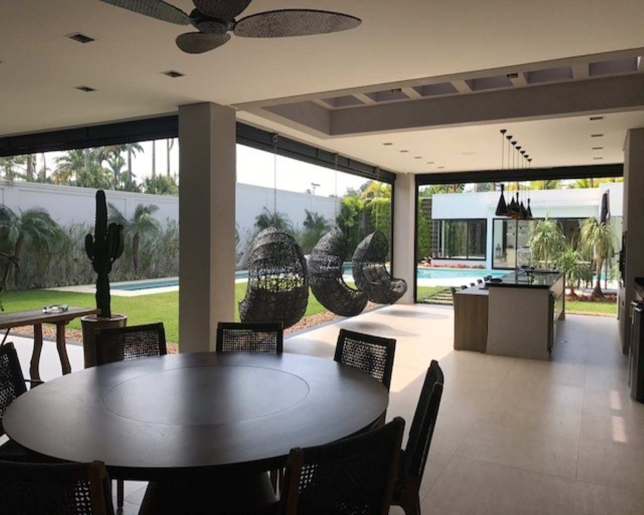 Casa de Condomínio à venda com 8 quartos, 750m² - Foto 16